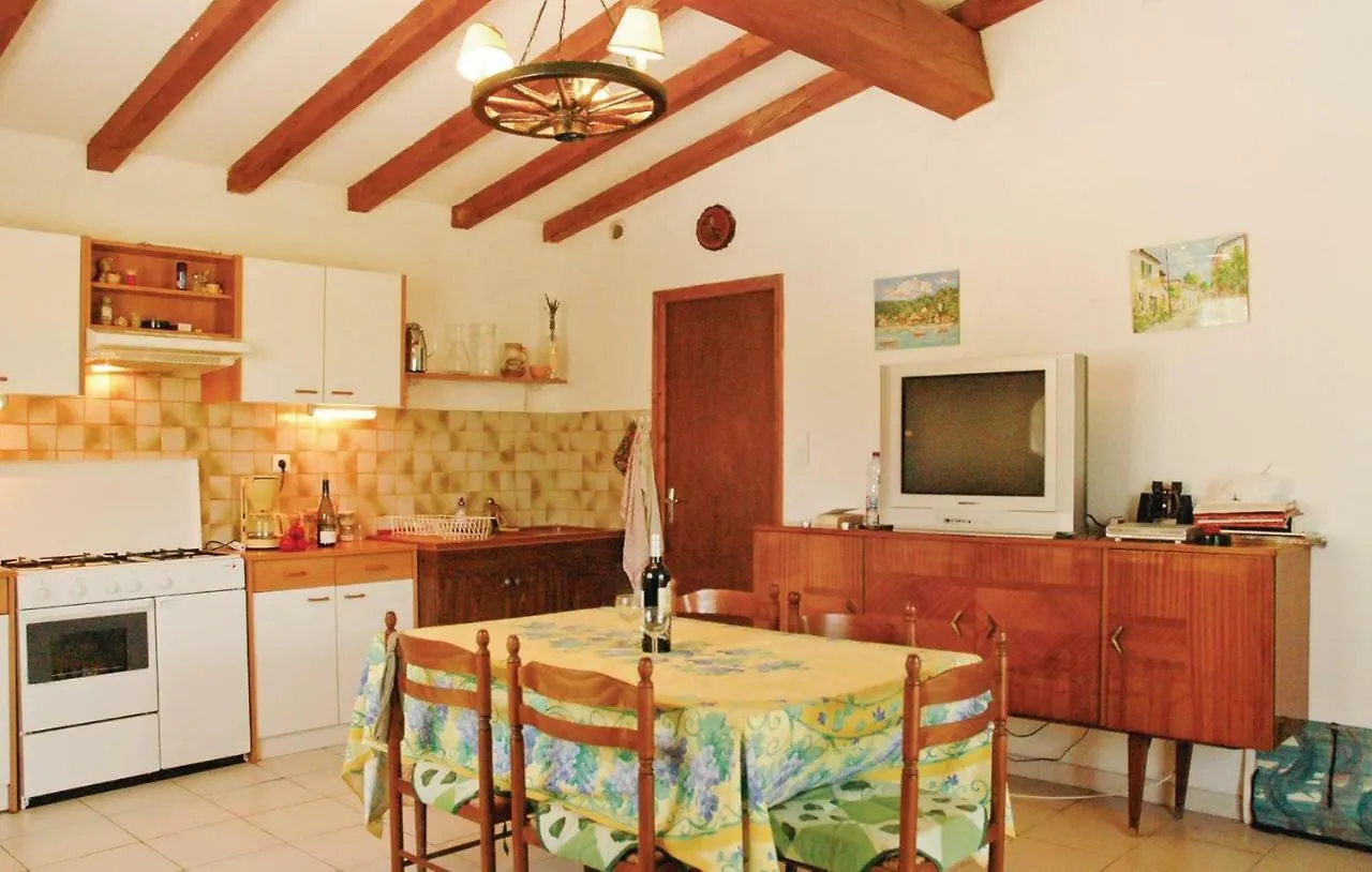 Cozy Home In Teyssieres With Kitchen Holiday home