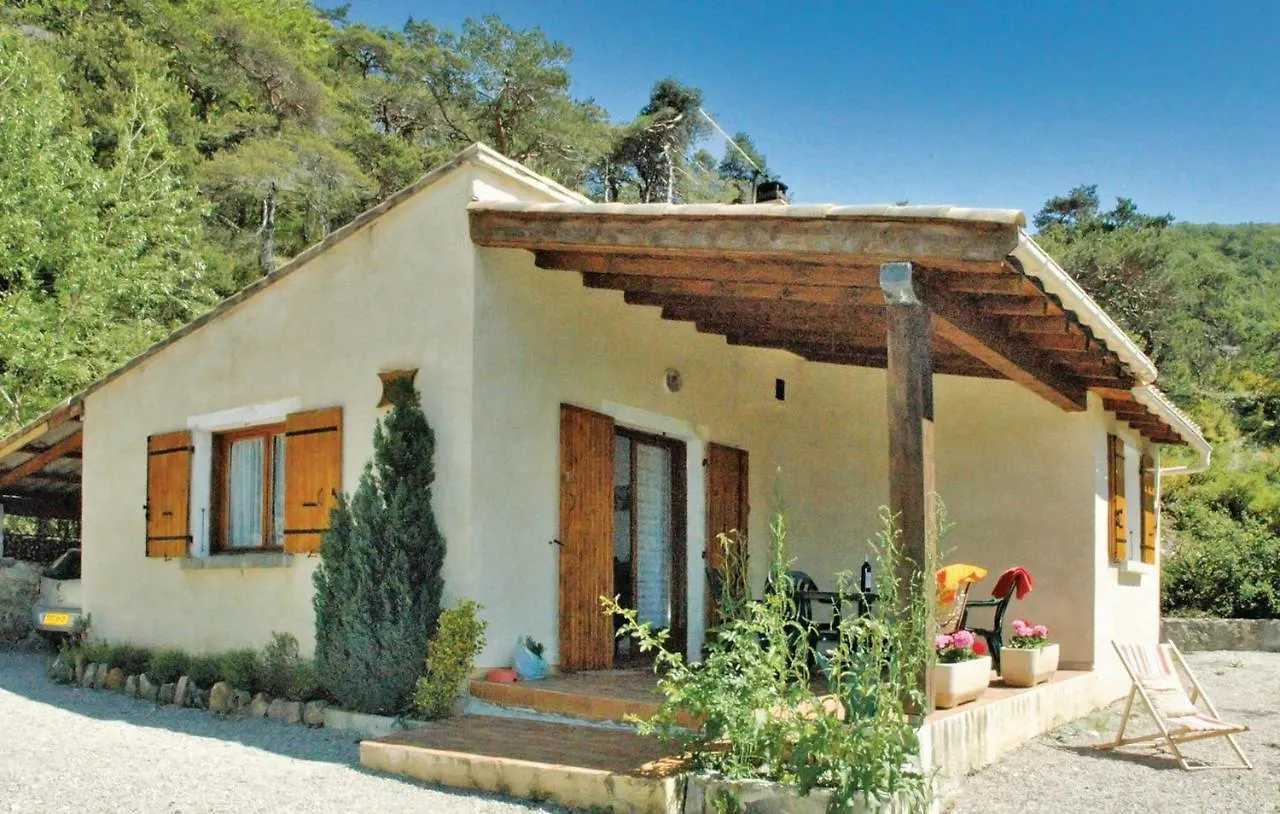 Cozy Home In Teyssieres With Kitchen